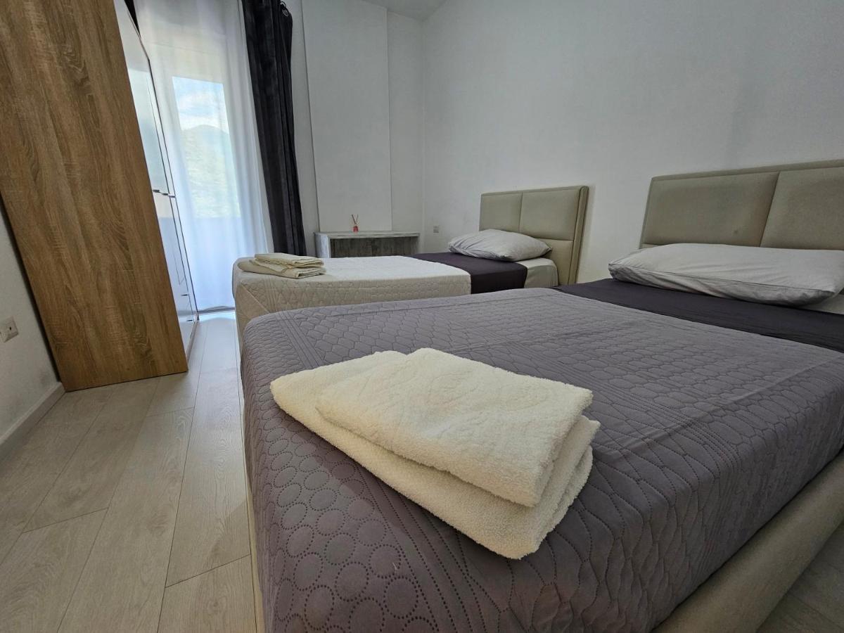 Tower Bridge Apartment ติรานา ภายนอก รูปภาพ