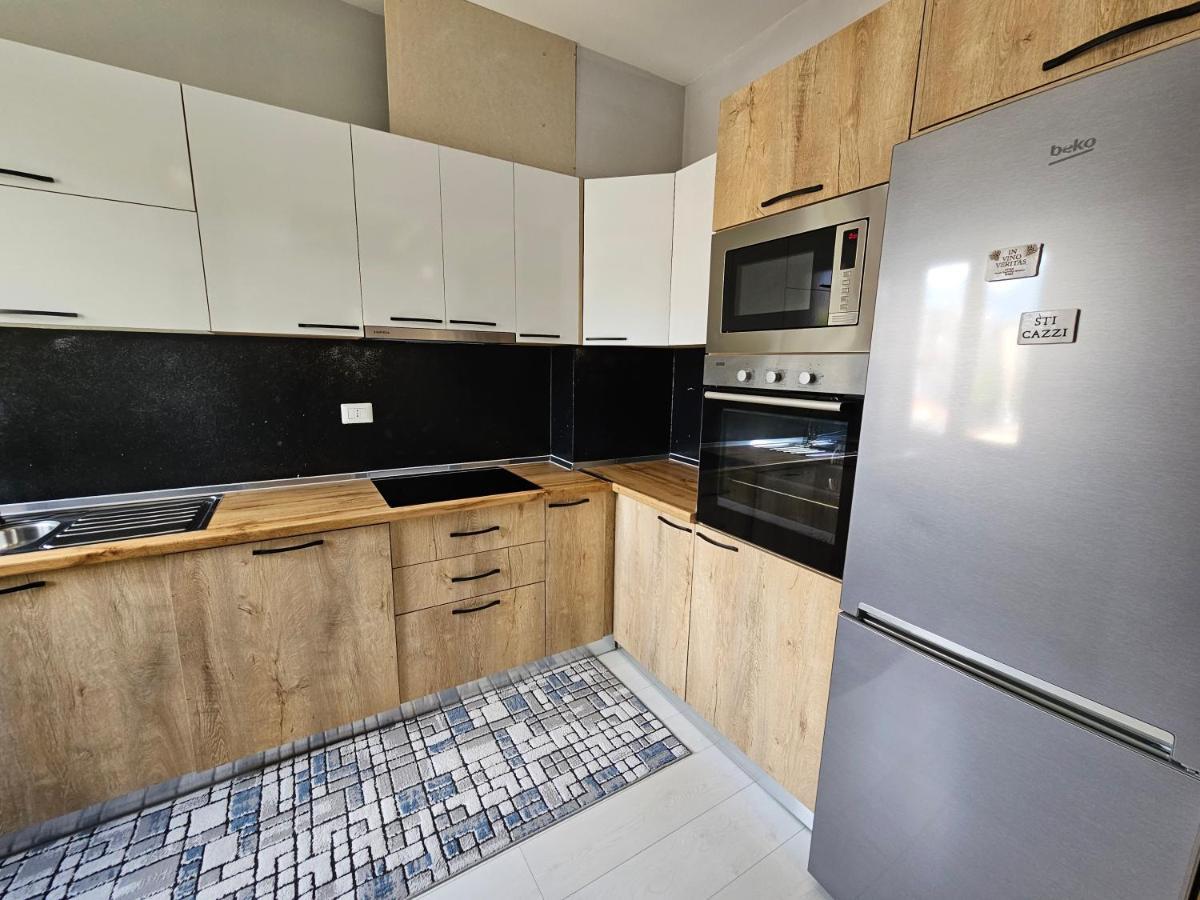Tower Bridge Apartment ติรานา ภายนอก รูปภาพ